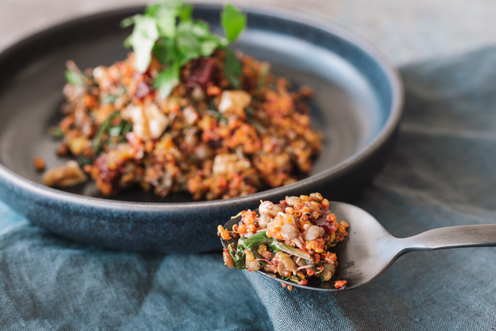Quinoa Linsen Salat aus Buchrezension Ernährung für die Psyche, Fot Andrea Kasper-Füchsl
