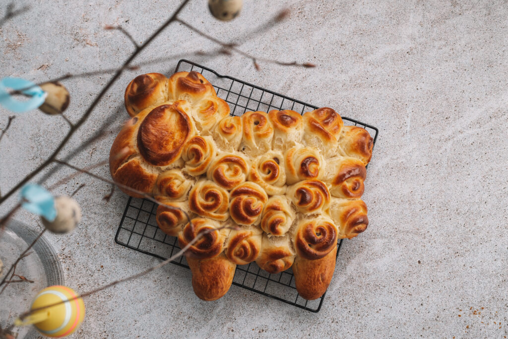 Osterlämmchen aus Brioche