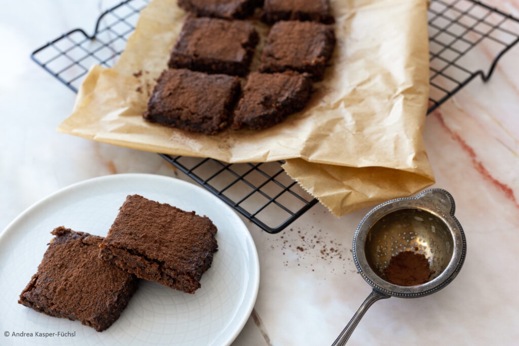 Dattel-Schoko-Brownies nach dem Rezept von Jule Klein, Neustart Ernährung
